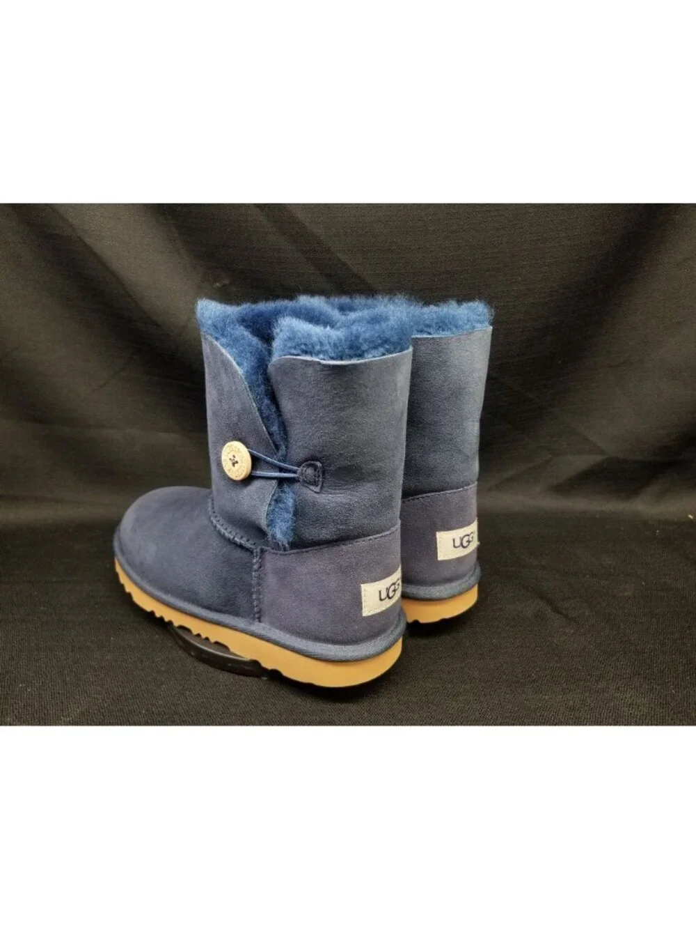 UGG Girls K Bailey Button II Water-Resistant Boots Navy Size 5 NEW IN BOX!